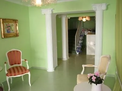Hotel Nelisse 布加勒斯特