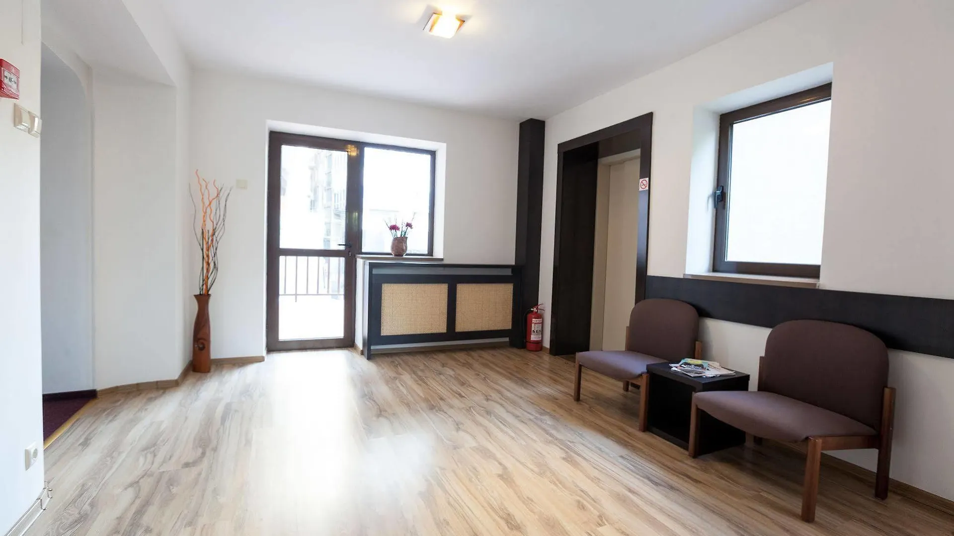 Hotel Nelisse 布加勒斯特
